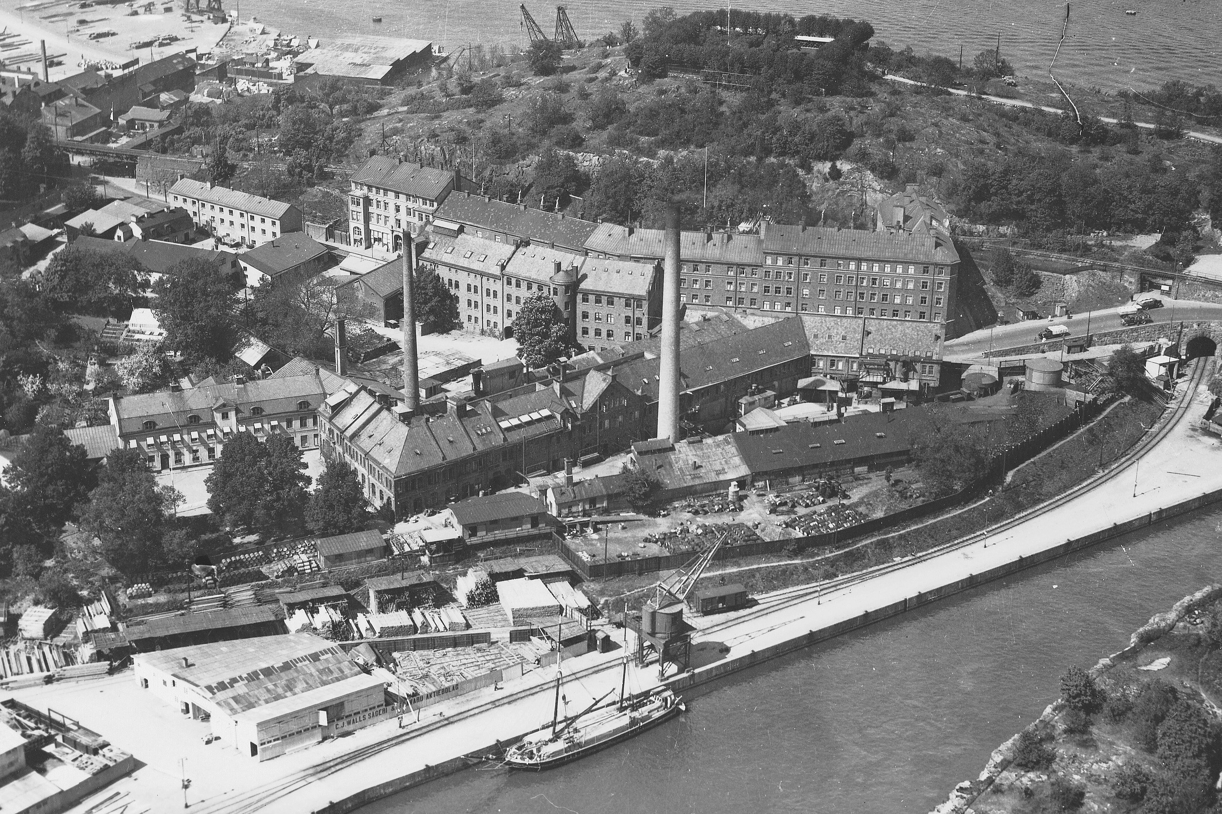 Fabriken från Danvikstull.jpg